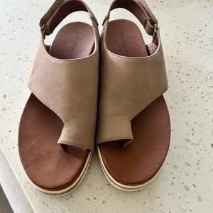 Adrienne Vittadini Wedge Sandal